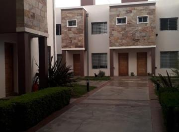 PH · 3 Ambientes · 1 Cochera · PH en Jose Marmol