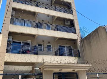 Departamento de 3 ambientes, Lanús · Departamento 3 Ambientes Al Frente en Venta