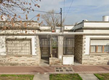 PH · 70m² · 3 Ambientes · Departamento PH en Venta en Banfield, Lomas de Zamora, G. B. a. Zona Sur