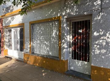 Casa de 3 ambientes, General San Martín · Casa Grande de 3 Ambientes con Cochera, Patio y Terraza Libre