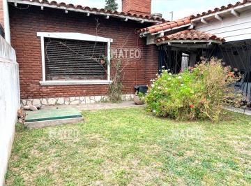 Casa de 3 ambientes, Moreno · Chale Tradicional en El Centro de Moreno, Lado Norte