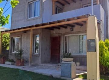Casa de 6 ambientes, Perdriel · Vendo Casa en Barrio Quintana Perdriel Este - Usd 120.000 (No Apto Credito)