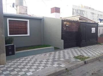Casa de 5 ambientes, Córdoba · Vendo Casa, 3 Dorm., Escritura
