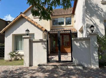AMN-AMN-2883_2 · Casa en Venta en Santa Maria de Los Olivos