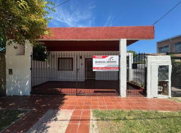 PH de 4 ambientes, Almirante Brown · Linda Casa (Ph) en Longchamps
