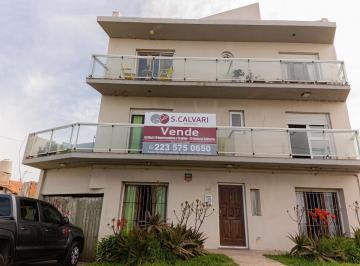 Edificio , Mar del Plata · Edificio de Dos Plantas Frente Al Mar - Zona Zacagnini