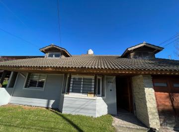 Casa de 4 ambientes, Mar del Plata · Chalet 4 Ambientes en Barrio Caisamar - Oportunidad