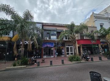 Oficina comercial · 61m² · Oficina a La Venta.