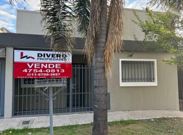 PH , Ituzaingó · Excelente PH Tipo Casa Al Frente