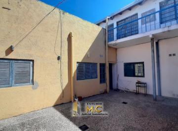 Edificio · 248m² · 12 Ambientes · Complejo 6 Dptos de 1 Dormitorio en B° Colon