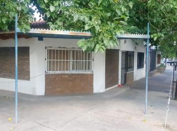 Departamento · 268m² · 6 Ambientes · 1 Cochera · Departamento en Venta - 3 Dorm. 3 Baños - Cochera - 268 m² - Mendoza