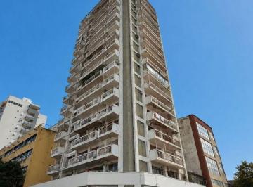Departamento de 4 ambientes, Posadas · Amplio Departamento en Venta - Edif. Tucumán - Centro de Posadas
