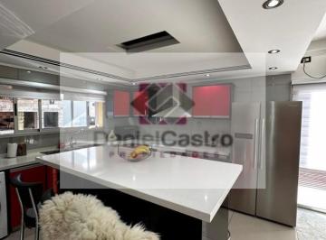 Quinta vacacional · 150m² · 3 Ambientes · 3 Cocheras · Espectacular Casa Quinta, en Alquiler Temporario