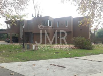 Casa · 170m² · 4 Dormitorios · 2 Cocheras · Jmr Propiedades | Barrio Sausalito | Moderna Casa en Venta