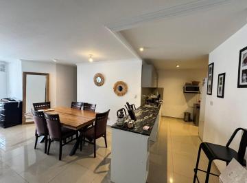 Departamento · 112m² · 4 Ambientes · Departamento 3 Dorm., Hermosa Ubicación