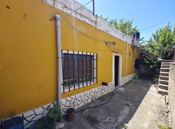 PH · 72m² · 4 Ambientes · PH en Venta en Centro de G. de Laferrere
