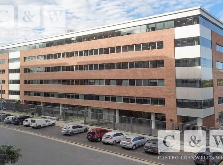 Oficina comercial · 1000m² · 22 Cocheras