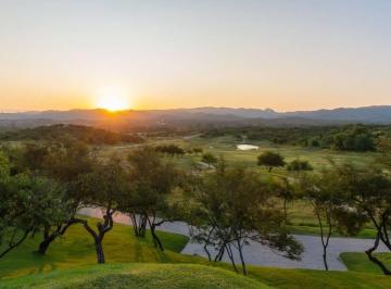 Foto · Lote en Venta en El Terron - Lote Fondo Golf 1450 m²