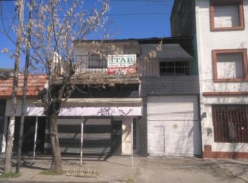 Casa de 6 ambientes, Villa Soldati · Vende Casa con Local Apto Crédito y Financiación en Av Mariano Acosta 2981