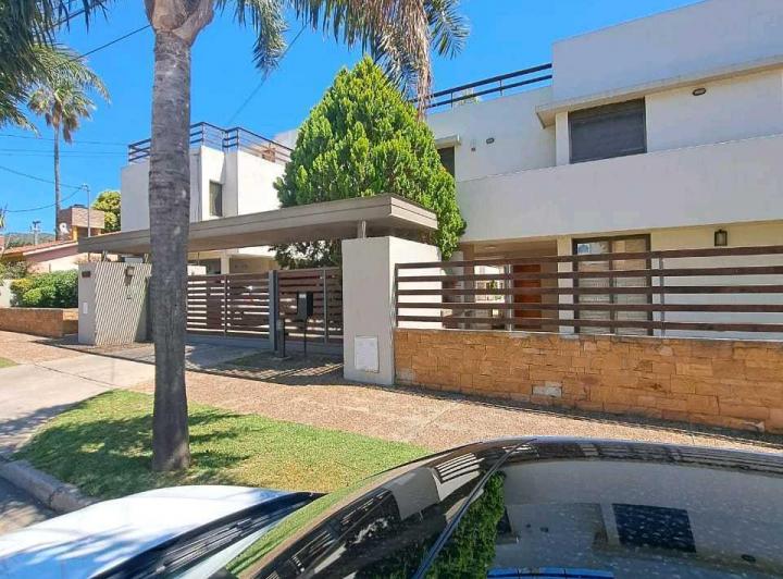 Departamento · 122m² · 3 Dormitorios · 1 Cochera