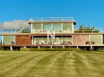 Foto1 · Vende Casa en Laguna de Los Cisnes, con Hermosa Vista y 3 Dorm..