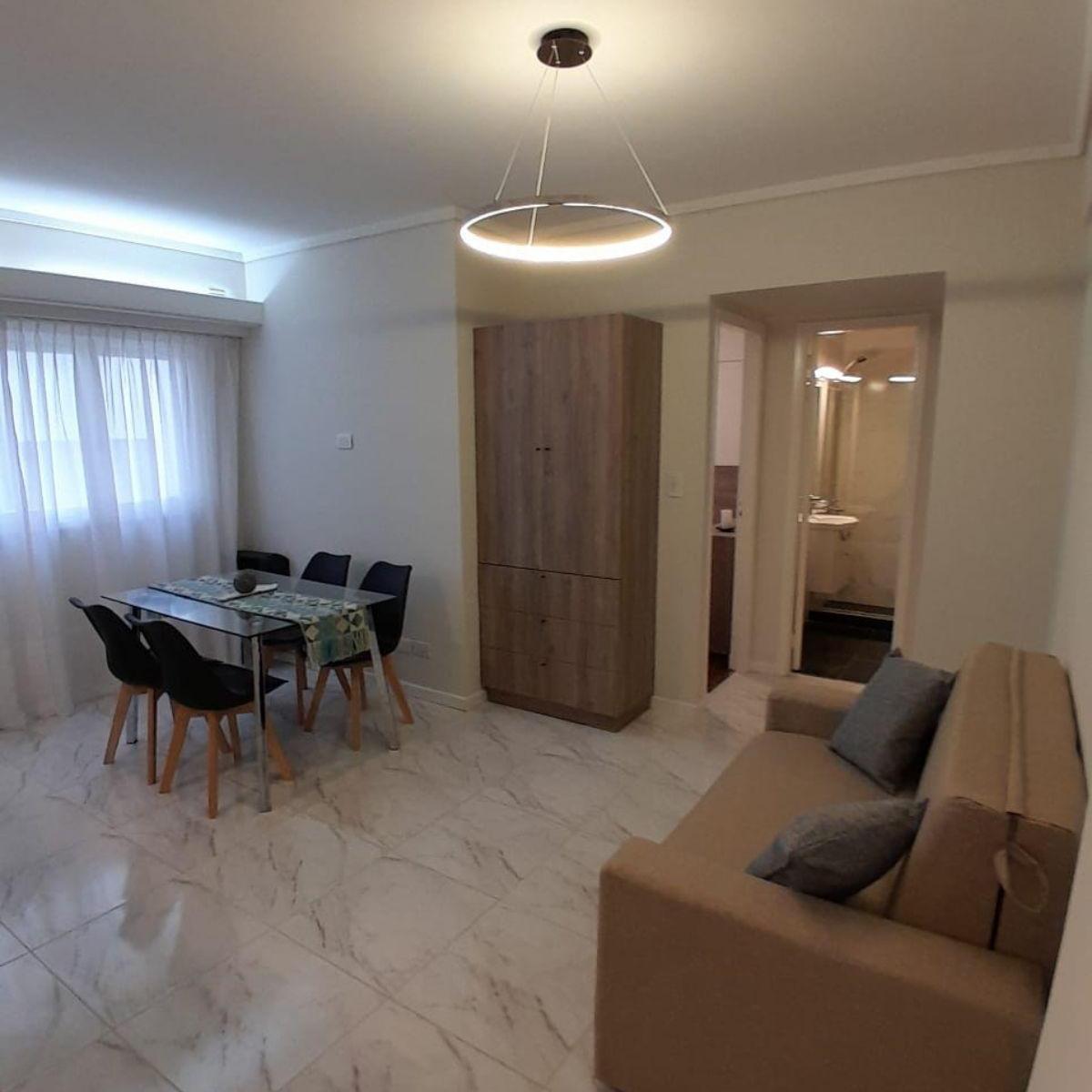 Departamento de dos ambientes en microcentro, 38m², amoblado