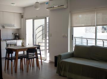 Departamento · 74m² · 3 Ambientes · Alquiler Temporario de 3 Ambientes con Balcón y Terraza en Colegiales