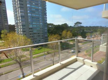 Departamento · 60m² · 3 Ambientes · 1 Cochera · Departamento en Punta del Este