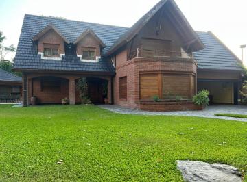 Casa · 350m² · 5 Ambientes · 5 Cocheras · En Venta en Ciudad Jardin Gran Chalet a m de La Plaza del Avion F: 10232