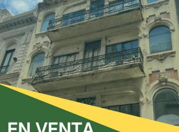Edificio · 1745m² · 15 Ambientes · Edificio de Planta Baja con Local y 4 Pisos de Oficinas