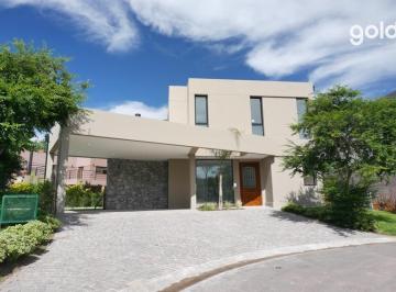 Casa · 200m² · 5 Ambientes · 2 Cocheras · Casa en Fincas de Hudson