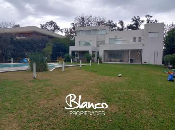 Casa · 450m² · 6 Ambientes · 2 Cocheras · Casa en Alquiler en Armenia, Pilar, G. B. a. Zona Norte