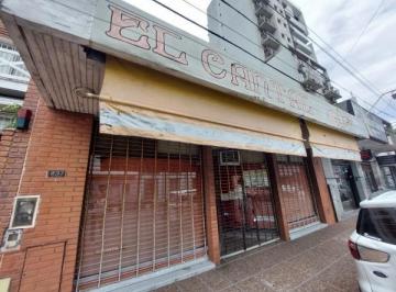 Local comercial · 160m² · 1 Dormitorio · Av - Venta Local Comercial en Una Excelente Ubicacion