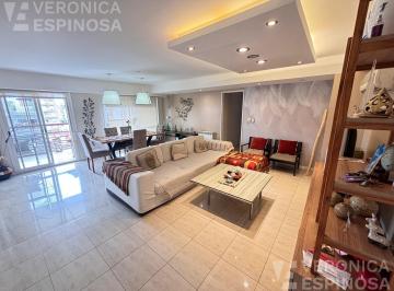 Departamento · 145m² · 5 Ambientes · 1 Cochera · Departamento en Venta Cinco Ambientes Morón Sur Cochera Baulera