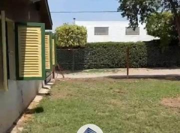 Casa de 4 ambientes, Villa Allende · Casa Tres Dorm. Gran Parque en Venta Villa Allende Lomas Sur S/ Av Niagara