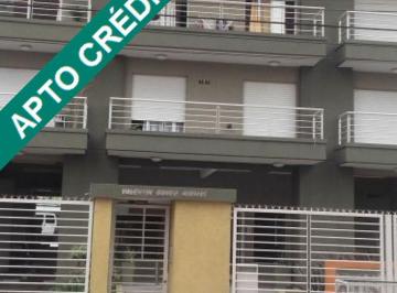 OMP-OMP-4404_2 · Venta Departamento 2 Ambientes C/cochera, Balcon. Caseros Centro