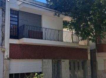 Casa , Rosario · Jose Ingeniero 1840 - Venta - Casa de 3 Dorm.