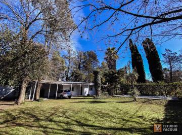 Casa · 60m² · 2 Ambientes · 2 Cocheras · Casa en Venta - 1 Dormitorio 1 Baño - Cochera - 80 m² - Arturo Seguí, La Plata