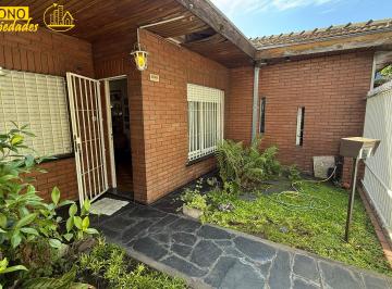 Casa de 4 ambientes, Villa Lugano · Casa 4amb, Jardín, Garaje, Fondo - Cafayate 4900 - Loiacono Propiedades