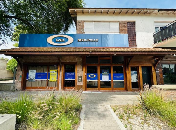 Local comercial · 328m² · 15 Ambientes