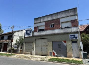 Local comercial · 300m² · 4 Ambientes · Local + Casa + Depto