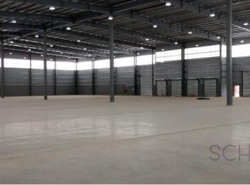 Bodega-Galpón · 3162m² · Nave Industrial Aaa en Alquiler en Centro Industrial Garin