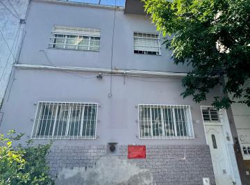 Casa de 6 ambientes, Caballito · Lote Ideal 8.66 X 18 Para Destino Comercial o Vivienda Multifamiliar.
