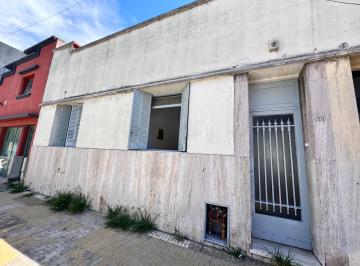 Casa de 5 ambientes, Avellaneda · Casa Tipo PH 5 Ambientes con Patio y Amplia Terraza en Venta