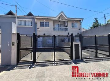 PH · 90m² · 4 Ambientes · 1 Cochera · 4 Ambientes con Jardin y Cochera