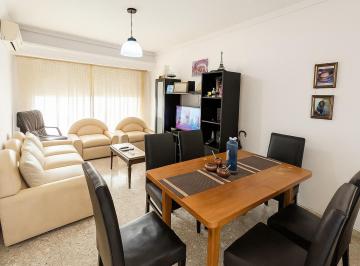 Departamento · 60m² · 3 Ambientes · Villa Ballester Centro: Depto. 3 Amb. Muy Buena Ubicacion.