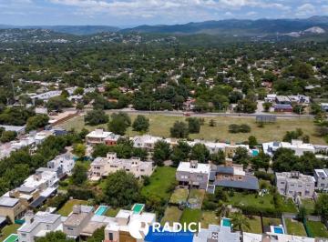 Foto · Venta Lote Apto Duplex en B La Catalina! - La Mejor Uicacion a m de Ingreso Principal! Lo Vas a