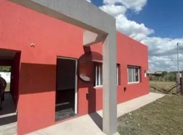 Casa · 126m² · 3 Ambientes · Casa en Venta - 3 Dorm. 1 Baño - 370 m² - San Miguel