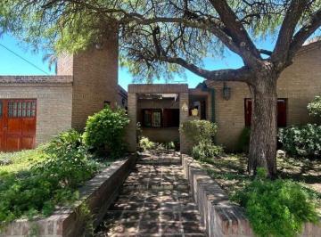 Foto · Vende Casa 3 Dorm en Barrio Urca!