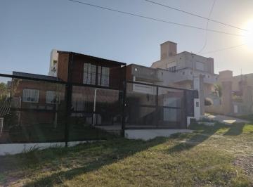 Casa de 5 ambientes, Malagueño · Bella 4 Dorm 2 Baños 2 Cochera Escritura